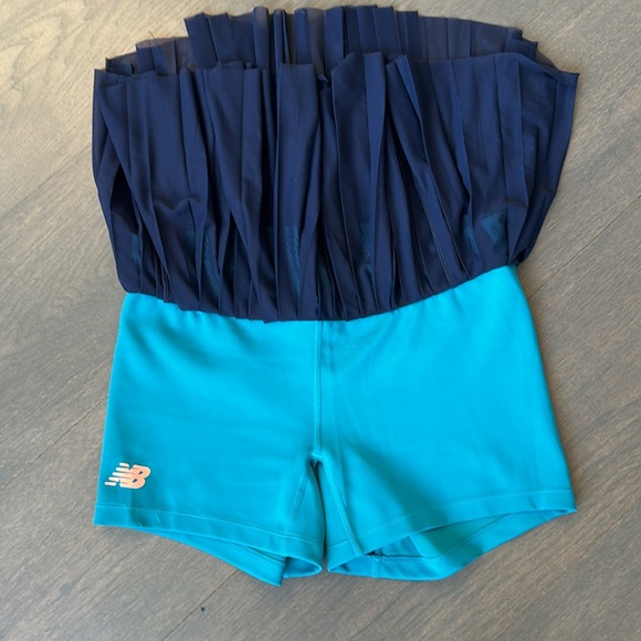 New Balance Size Small Tennis Outfit. Comes as a set (2 pcs.) Coco Gauff line - Picture 4 of 8